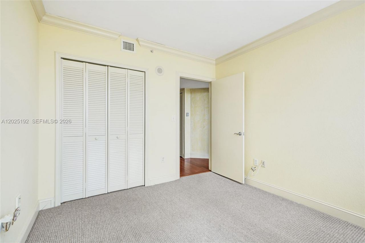 1625 Kennedy Cswy, Unit 1207C, North Bay Village, FL 33141 Photo