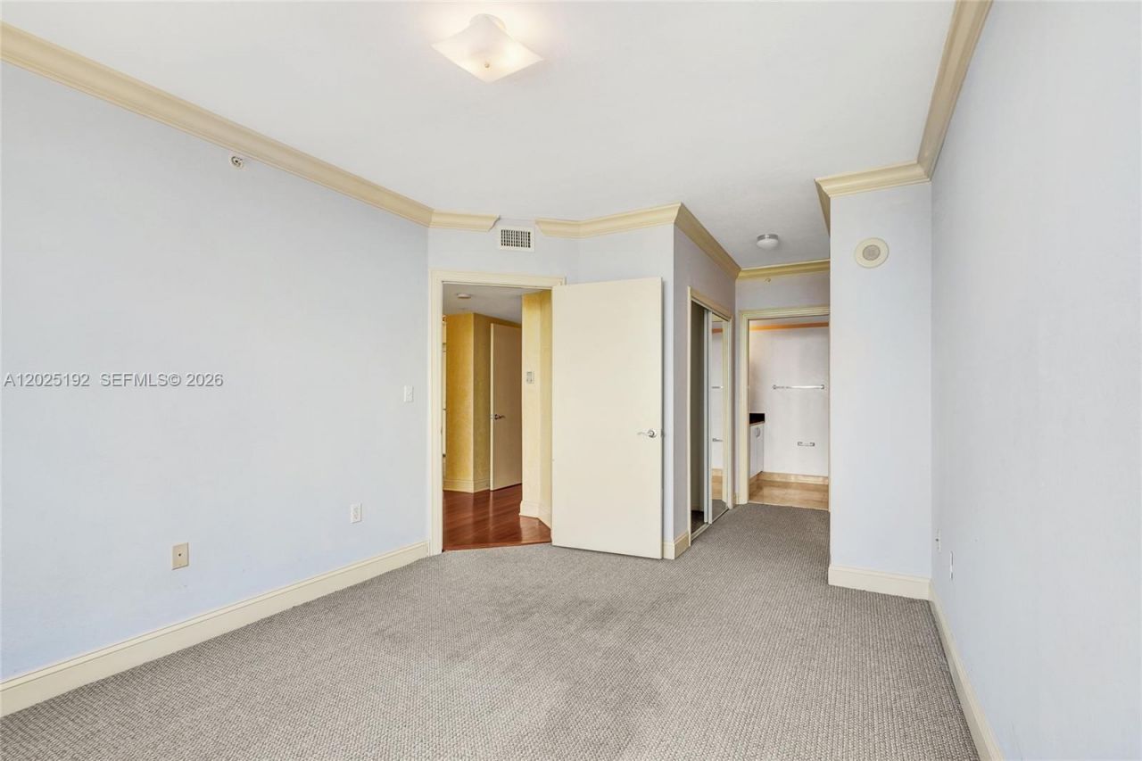 1625 Kennedy Cswy, Unit 1207C, North Bay Village, FL 33141 Photo