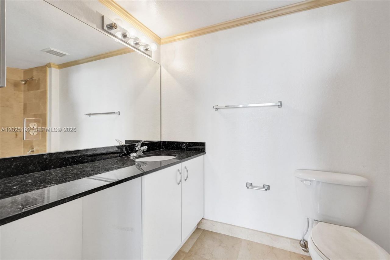 1625 Kennedy Cswy, Unit 1207C, North Bay Village, FL 33141 Photo