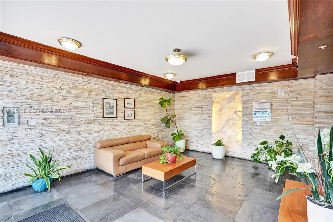 1625 Kennedy Cswy, Unit 1207C, North Bay Village, FL 33141 Photo