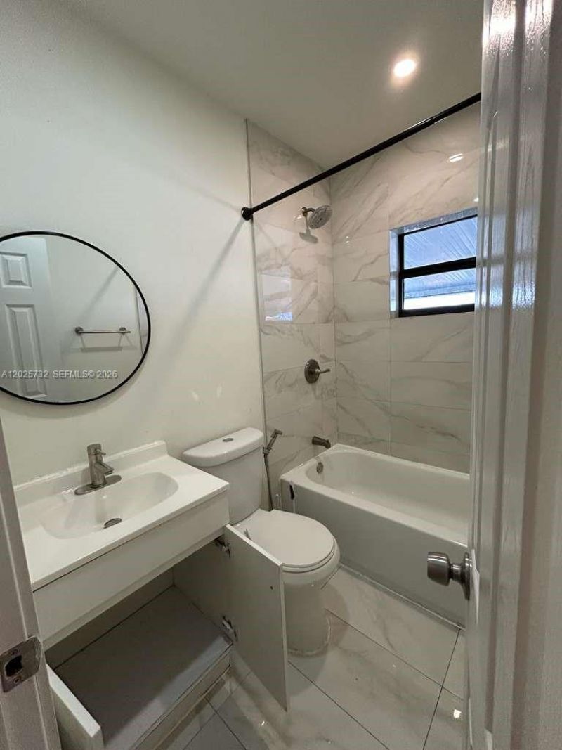 110 NW 58th St , Miami, FL 33127 Photo
