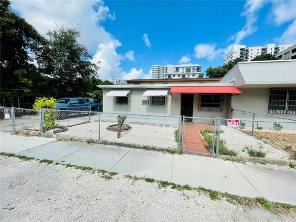 1445 NW 16th Ave , Unit 1447, Miami, FL 33125