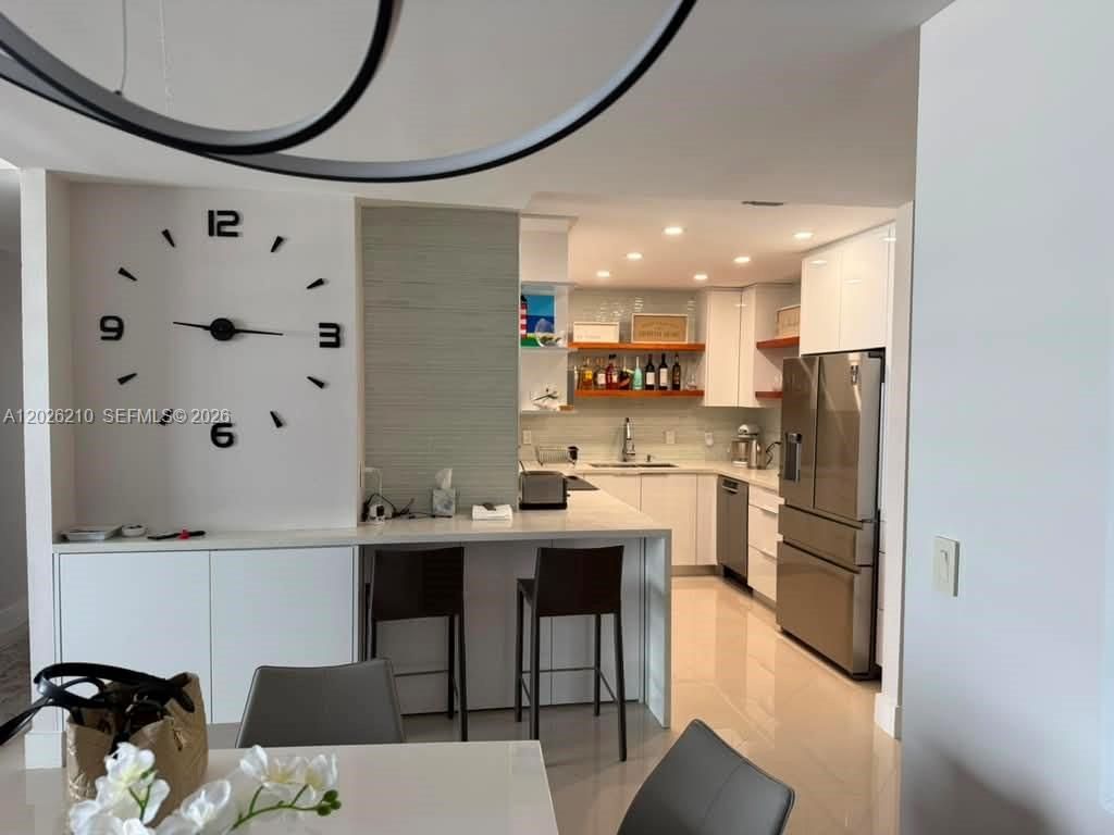 2500 Parkview Dr, Unit 2518, Hallandale Beach, FL 33009 Photo