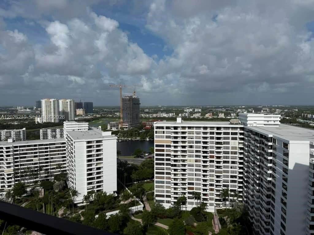 2500 Parkview Dr, Unit 2518, Hallandale Beach, FL 33009 Photo