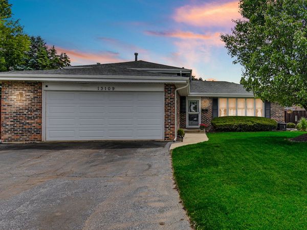 13109 Linder Avenue , Crestwood, IL 60418