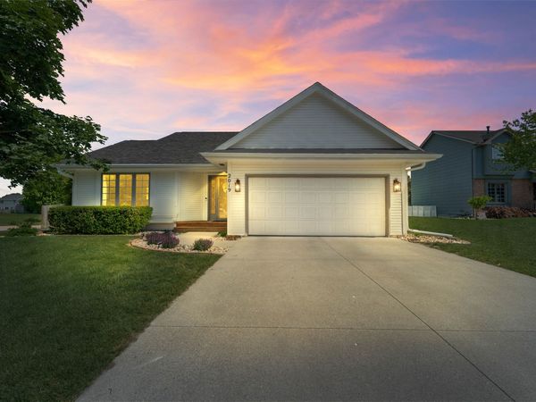 2019 Taylor Circle, Ames, IA 50010