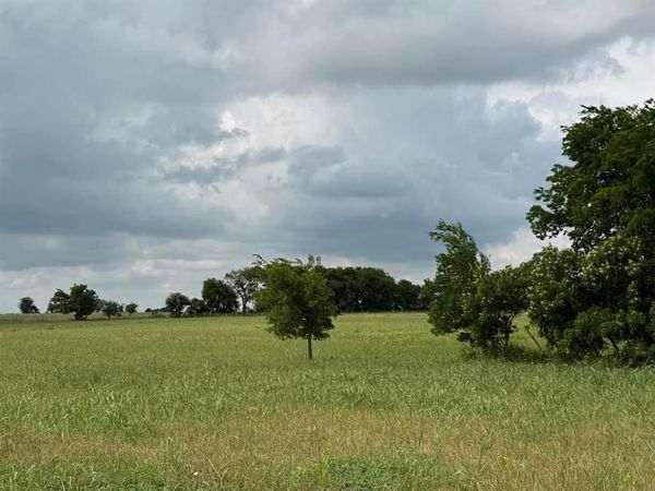 1162 County Road 134 , Burlington, TX 76519