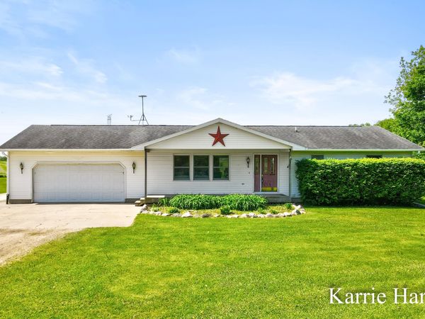 6048 S Cedar Lake Road SE, Sheridan, MI 48884