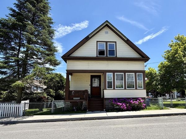 12 Almy, Dartmouth, MA 02748