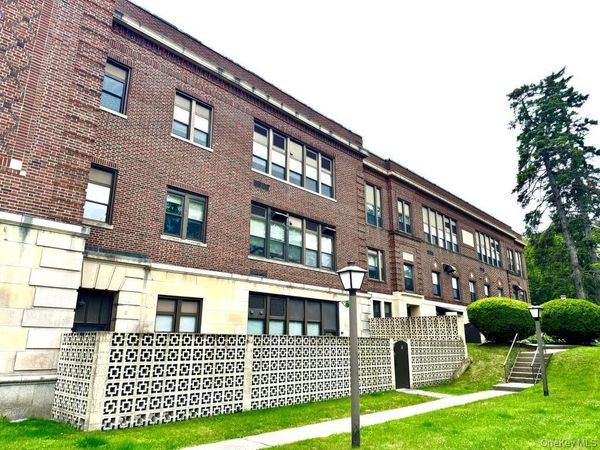 60 Kensico Road , Unit 6, Thornwood, NY 10594