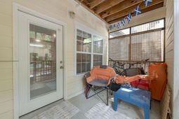 1508 Basildon Road photo 4
