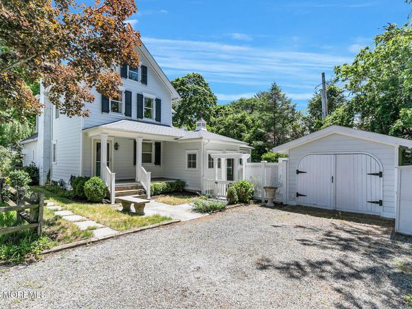 15 Haggers Lane, Fair Haven, NJ 07704