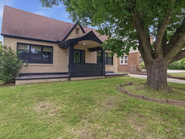831 S Jamestown Avenue , Tulsa, OK 74112