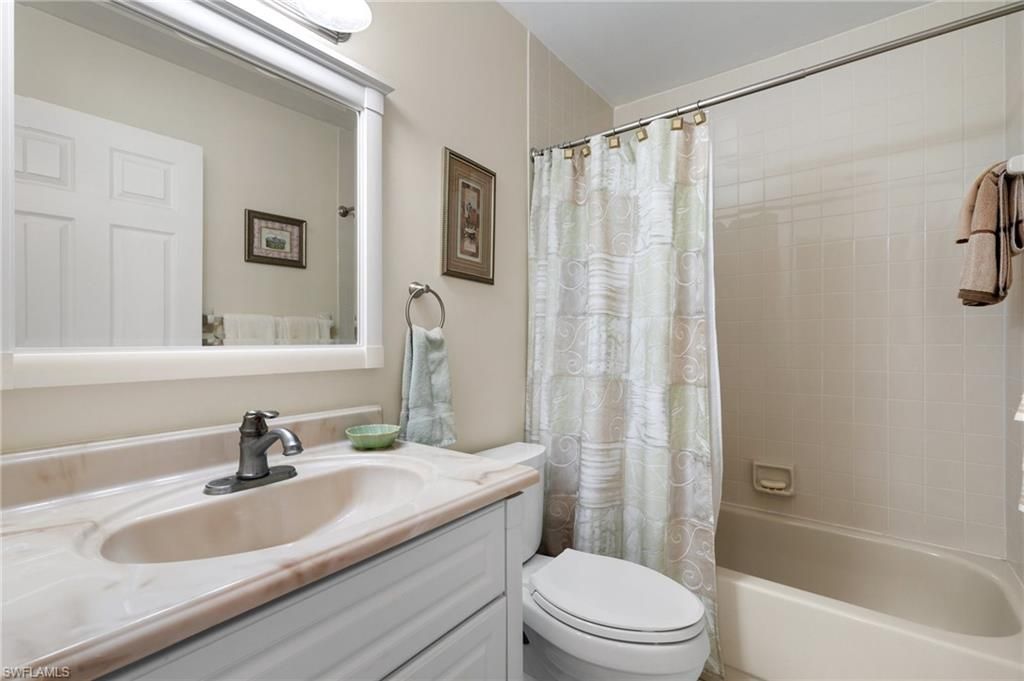 685 Squire Cir , Unit 204, Naples, FL 34104 Photo