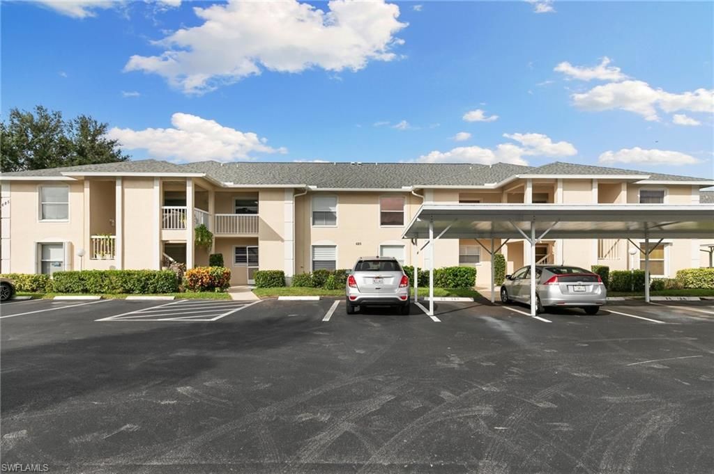 685 Squire Cir , Unit 204, Naples, FL 34104 Photo