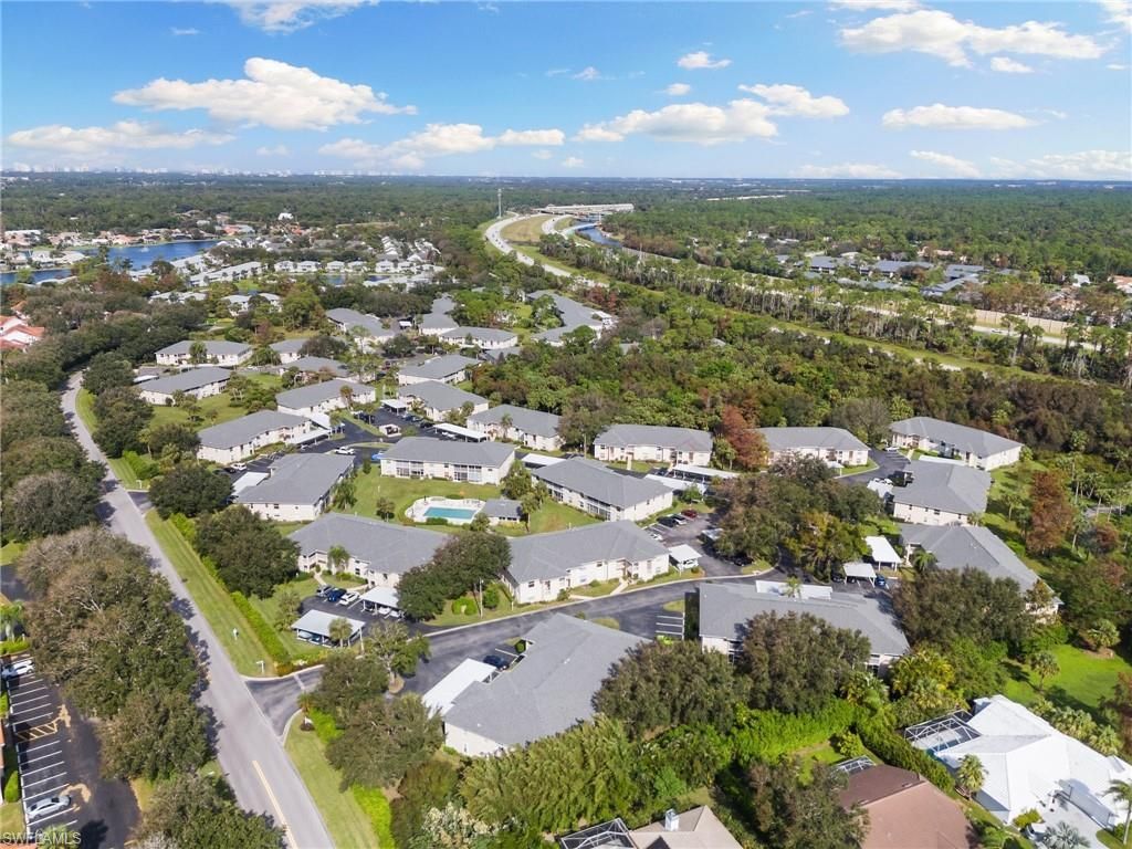 685 Squire Cir , Unit 204, Naples, FL 34104 Photo
