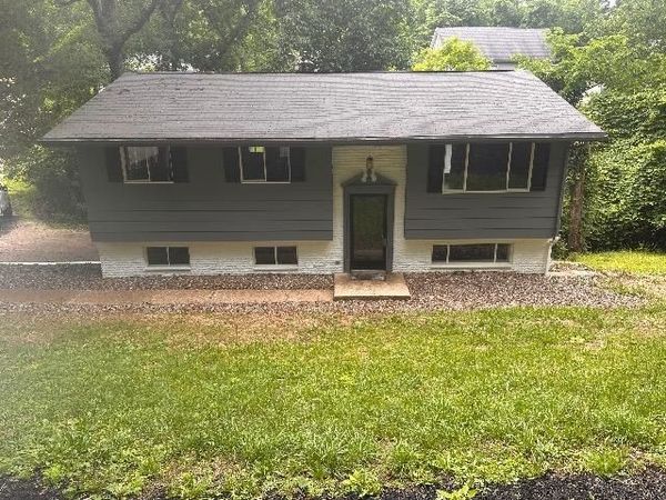 18 Liberty Lane, Huntington, WV 25705