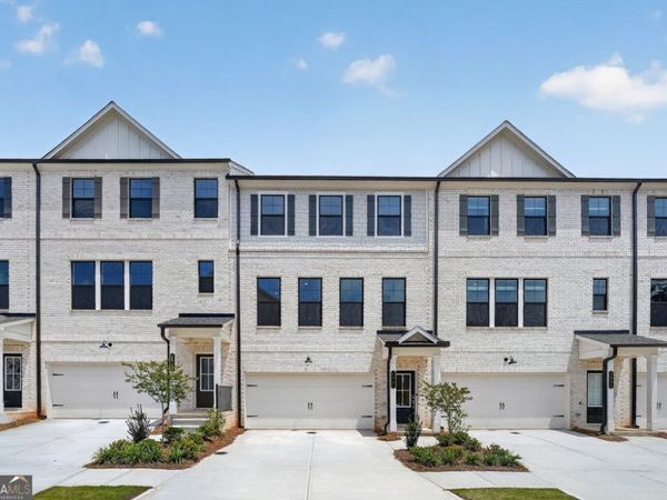 2827 Rosehall Way, Lawrenceville, GA 30044