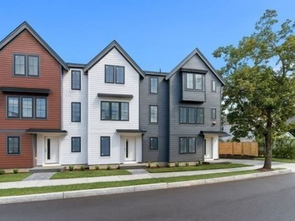 14 Elm Street, Unit 14, Newton, MA 02465