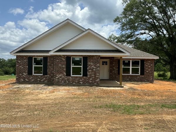 22020 Road 372 , Kiln, MS 39556