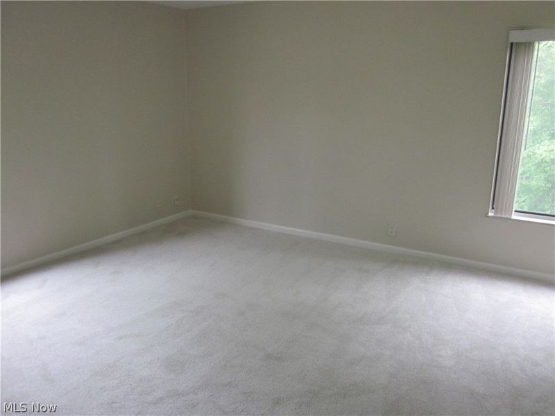22555 Center Ridge Road, Unit 201, Rocky River, OH 44116 Photo 15