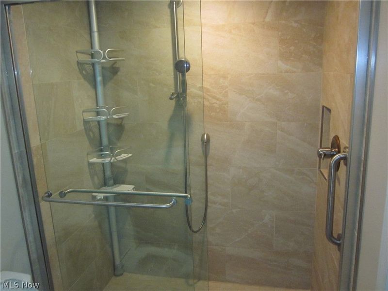 22555 Center Ridge Road, Unit 201, Rocky River, OH 44116 Photo 23