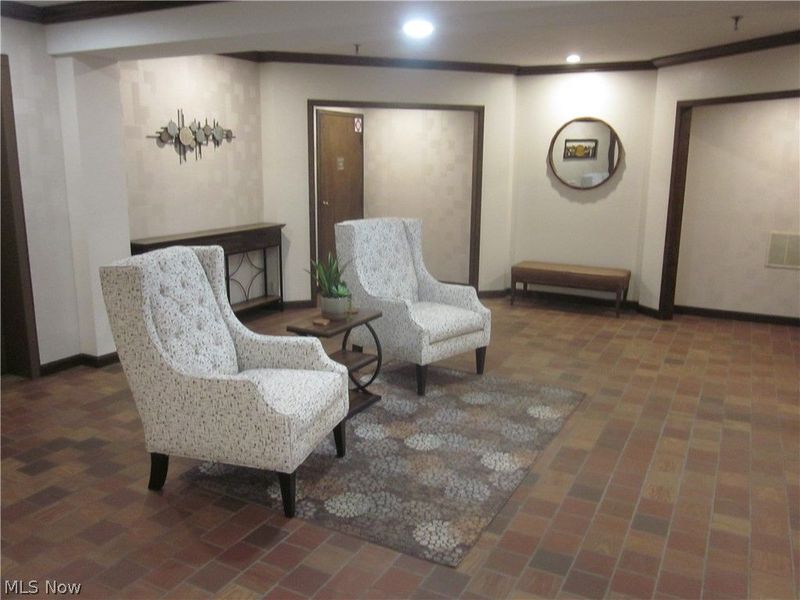 22555 Center Ridge Road, Unit 201, Rocky River, OH 44116 Photo 24