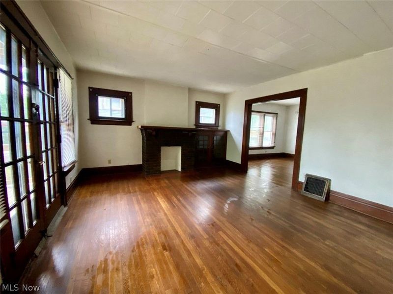 400 Cloverdale Avenue , Unit DOWN, Akron, OH 44302 Photo 2
