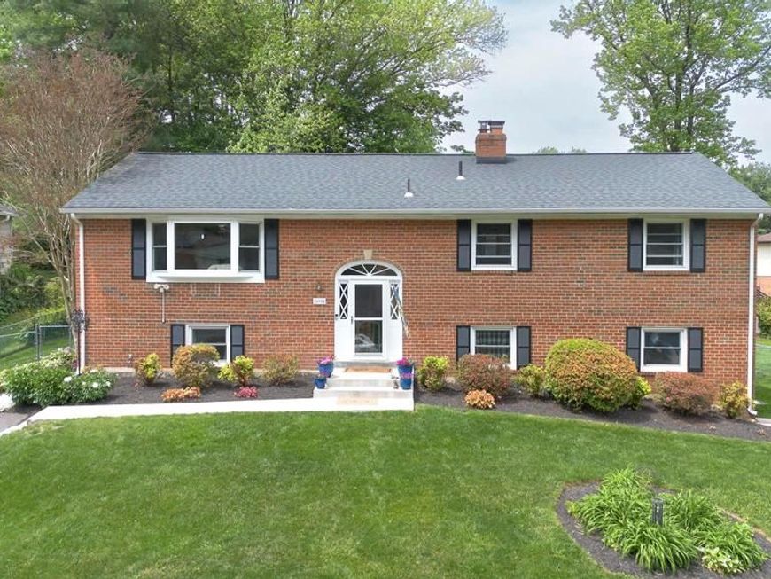 18908 Rolling Acres Way, Olney, MD 20832 Main Photo