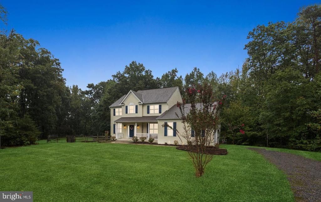 9007 Mcalister Court, Fredericksburg, VA 22408 Main Photo