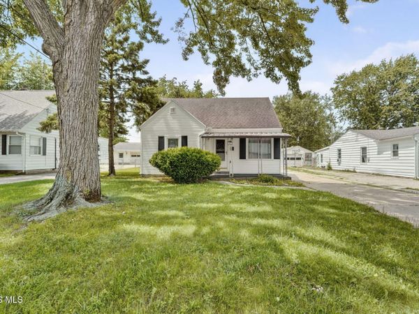 407 N Grove Street , Walbridge, OH 43465