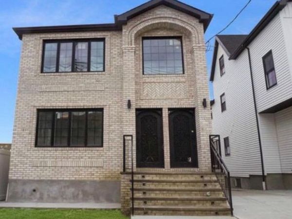 342 234 Street E, Unit 2, Bronx, NY 10470
