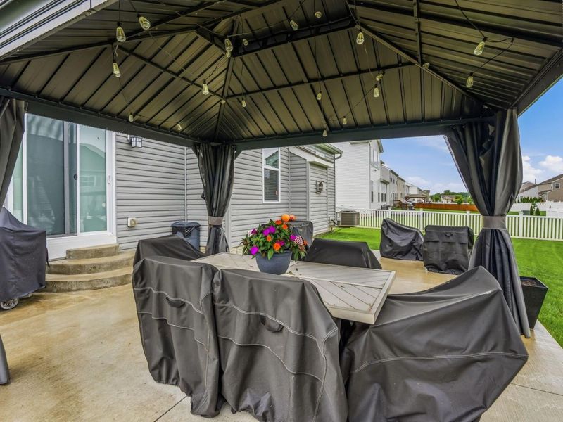 1275 Meadow View Drive, Marysville, OH 43040 Photo 6