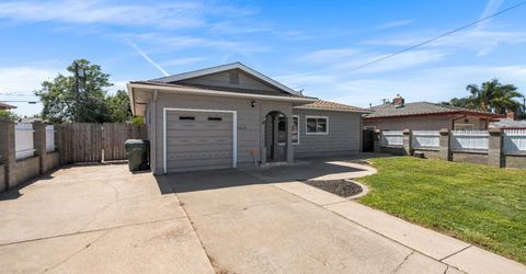 5625 Layton Dr, North Highlands, CA 95660 Photo