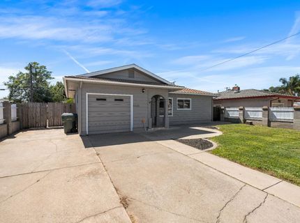 5625 Layton Dr, North Highlands, CA 95660 Photo