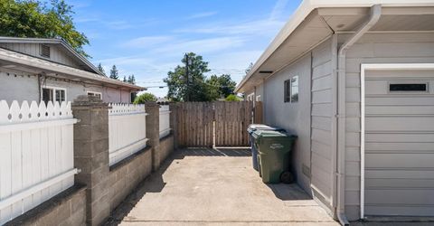 5625 Layton Dr, North Highlands, CA 95660 Photo