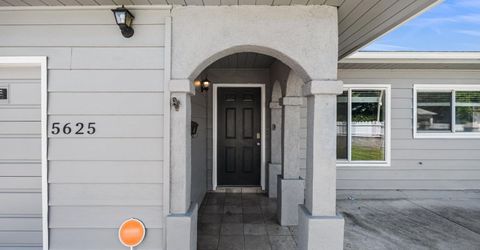 5625 Layton Dr, North Highlands, CA 95660 Photo