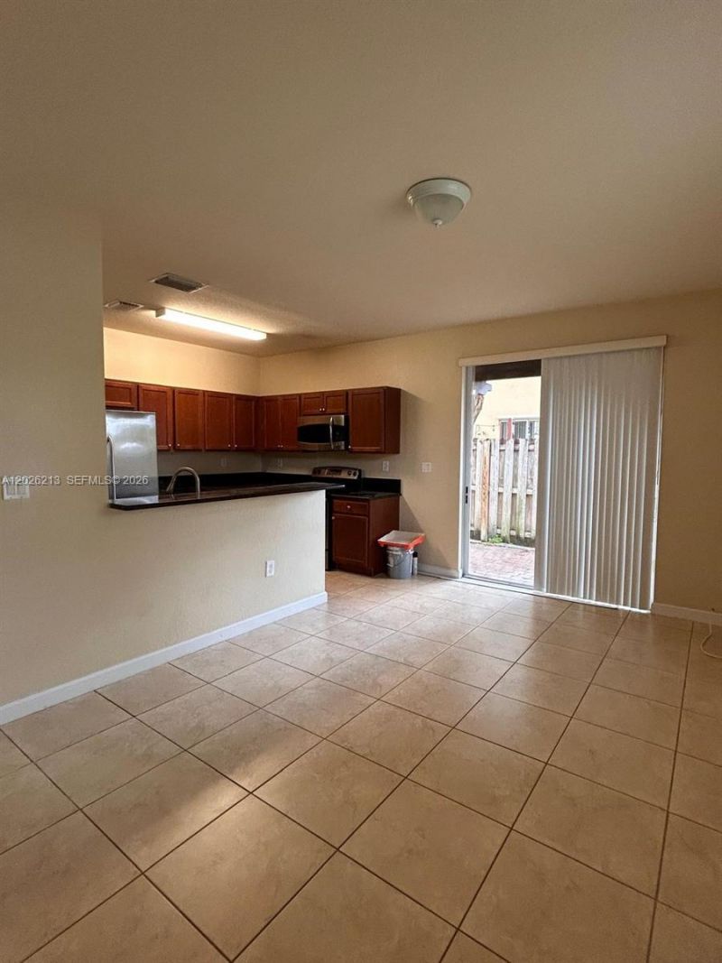 9153 SW 227th St , Unit 9, Cutler Bay, FL 33190 Photo