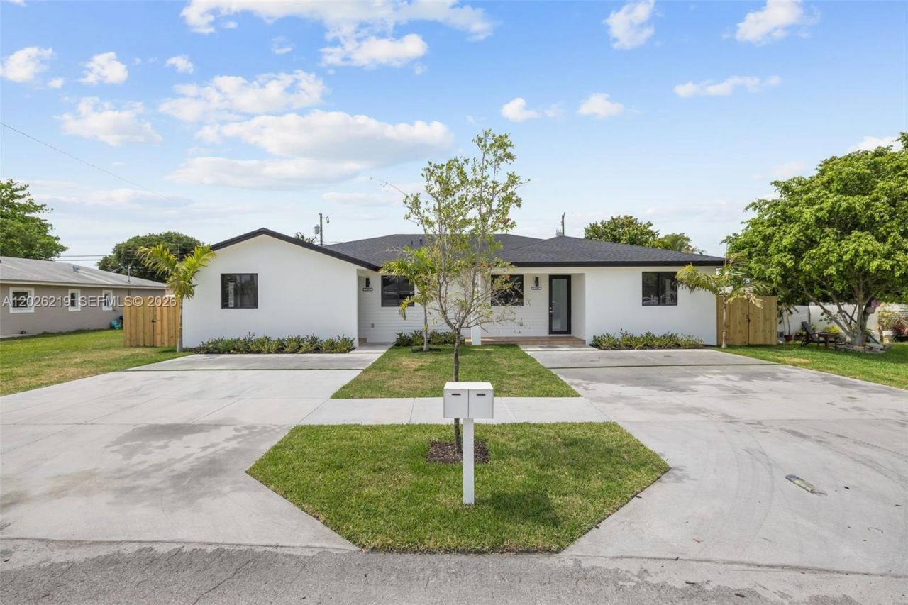 11088 SW 219 St, Goulds, FL 33170 Photo