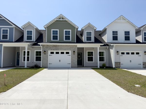 547 Timbercrest Circle SE, Bolivia, NC 28422