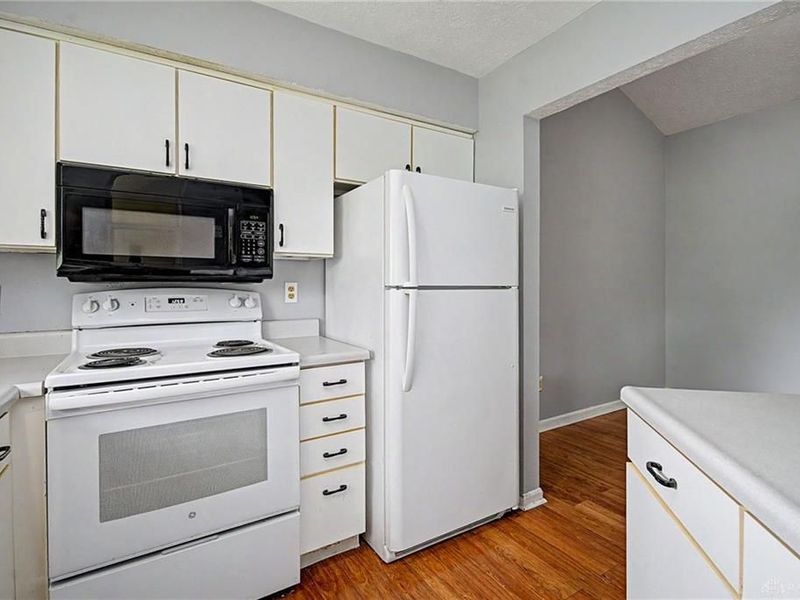 1151 Captains Bridge, Washington Township, OH 45458 Photo 11
