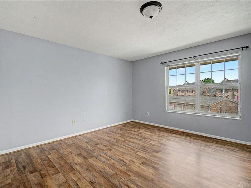 1151 Captains Bridge, Washington Township, OH 45458 Photo 12