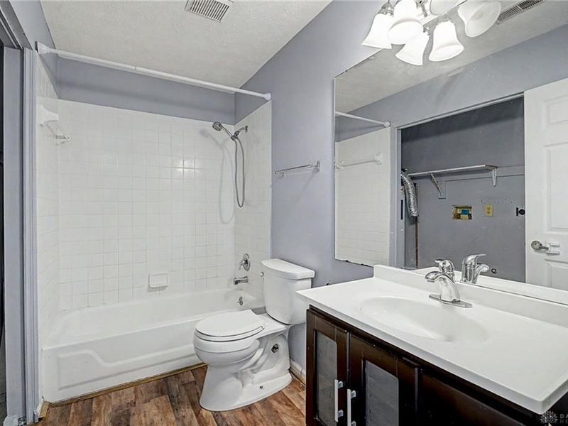 1151 Captains Bridge, Washington Township, OH 45458 Photo 18