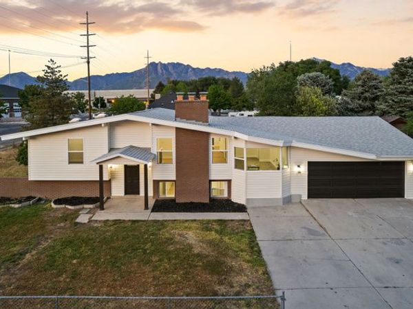 5909 S SANFORD DR, Murray, UT 84123