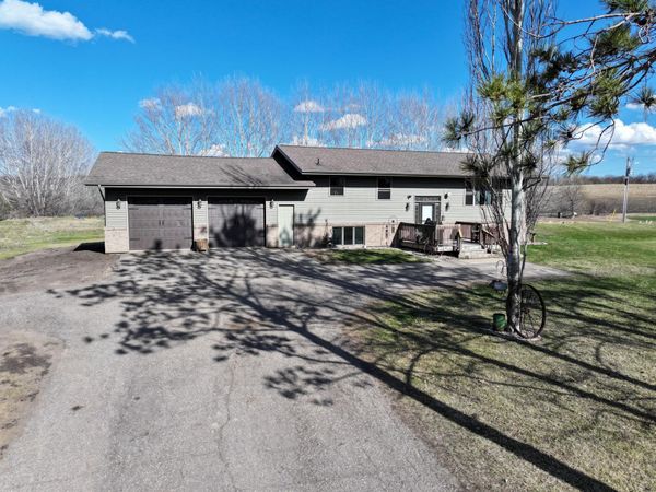 11048 Alcott Drive, Sauk Centre, MN 56378