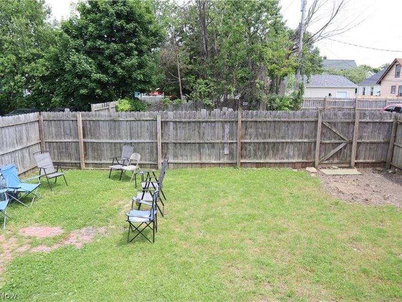 3577 W 105th Street, Cleveland, OH 44111 Photo 4