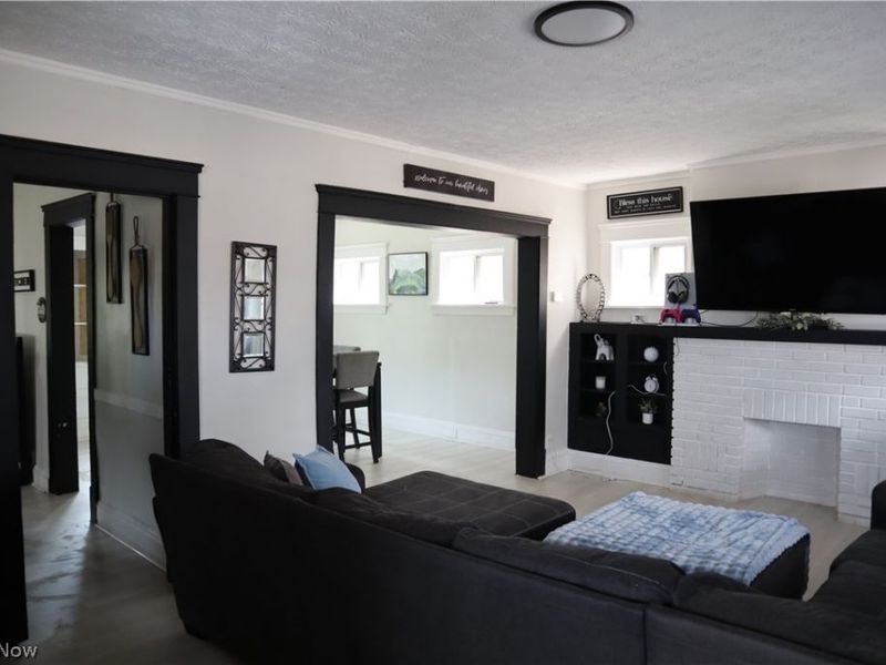 3577 W 105th Street, Cleveland, OH 44111 Photo 6