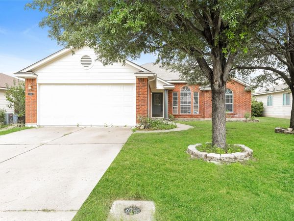 1561 Kenneys WAY, Round Rock, TX 78665