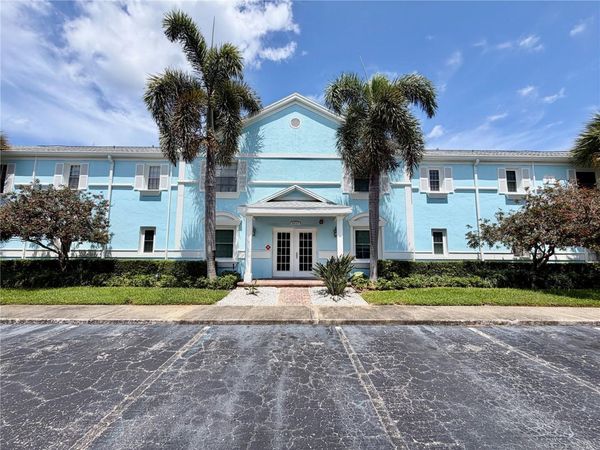 5117 SALMON DRIVE SE, Unit D, ST PETERSBURG, FL 33705