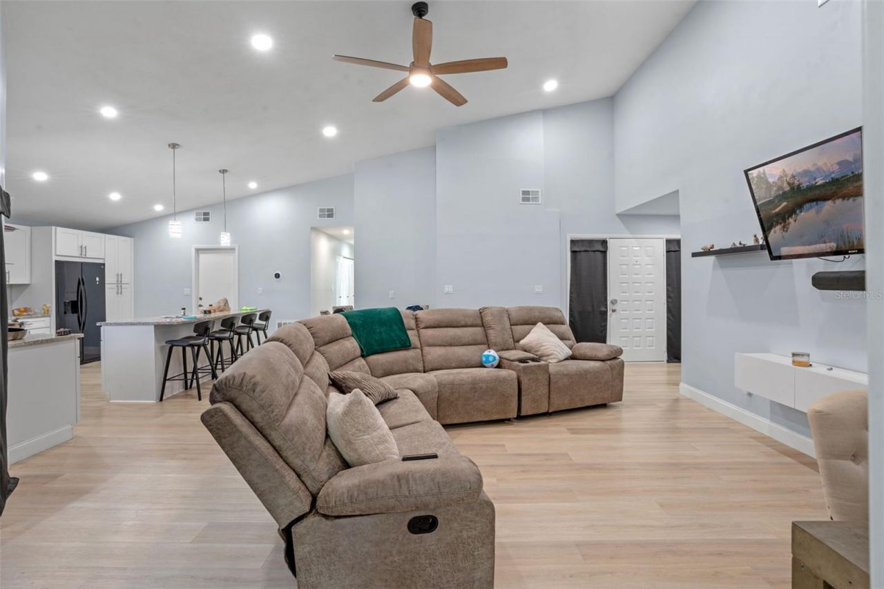 2656 Autumn Green Drive, Orlando, FL 32822 Photo